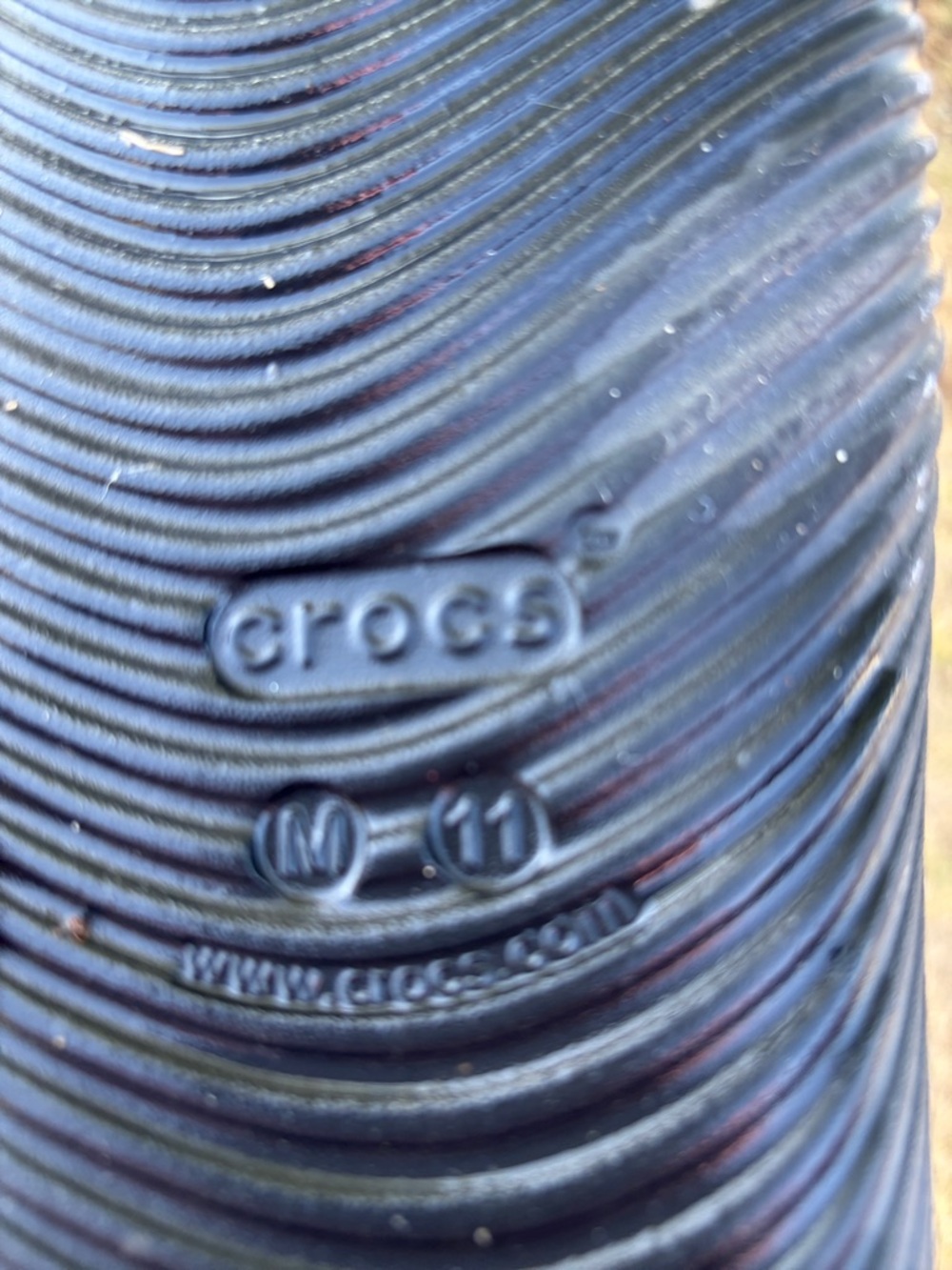 Men’s 11 Flip flop Crocs - Picture 3 of 3